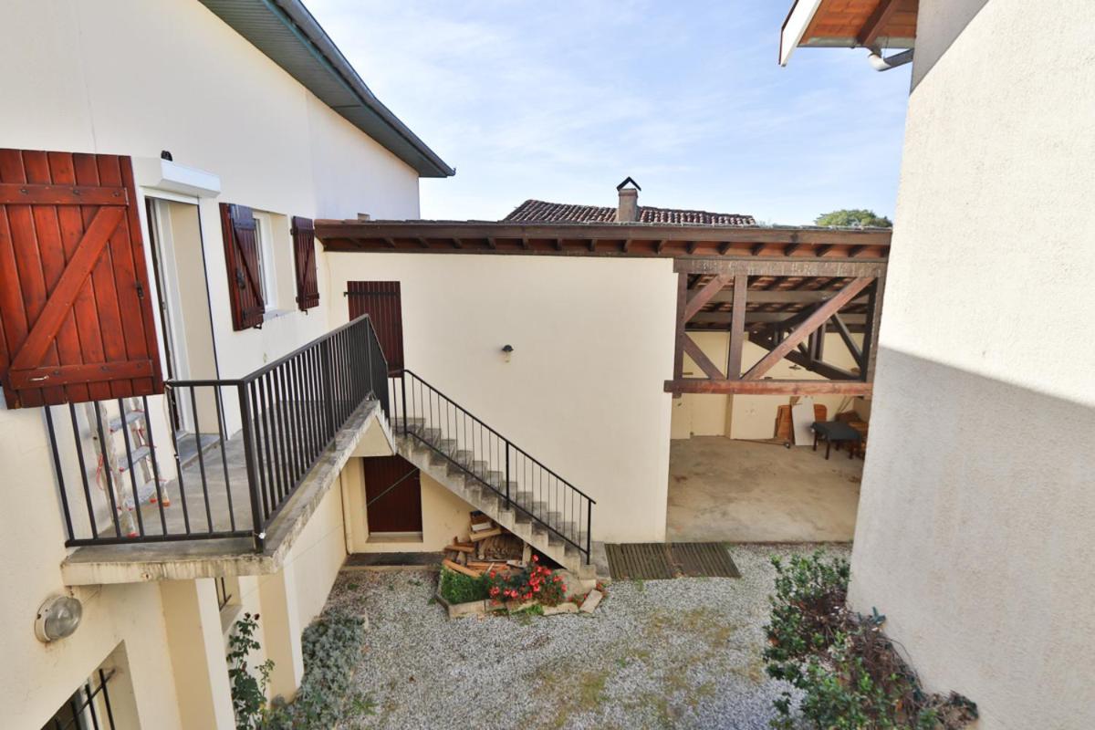 Appartement 1 A 9 Personnes Hagetmau Coeur De Ville Kültér fotó